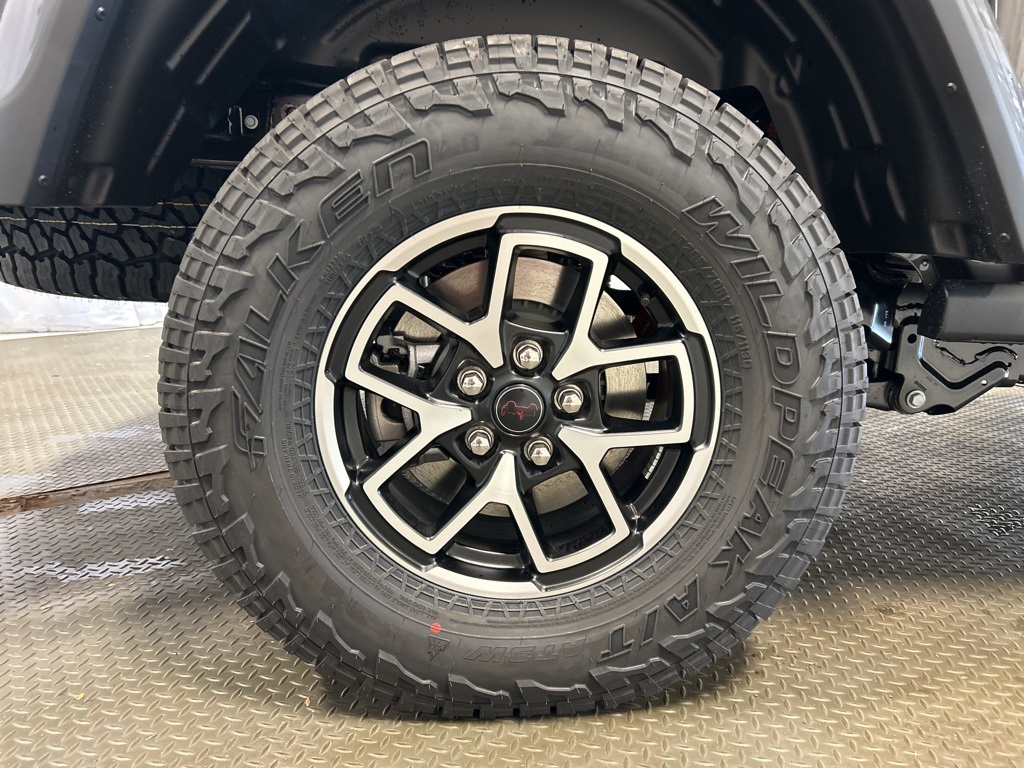 new 2025 Jeep Gladiator car, priced at $51,875