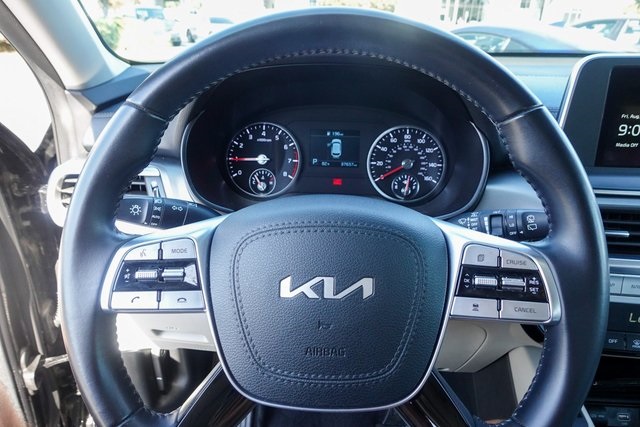 used 2022 Kia Telluride car, priced at $32,000