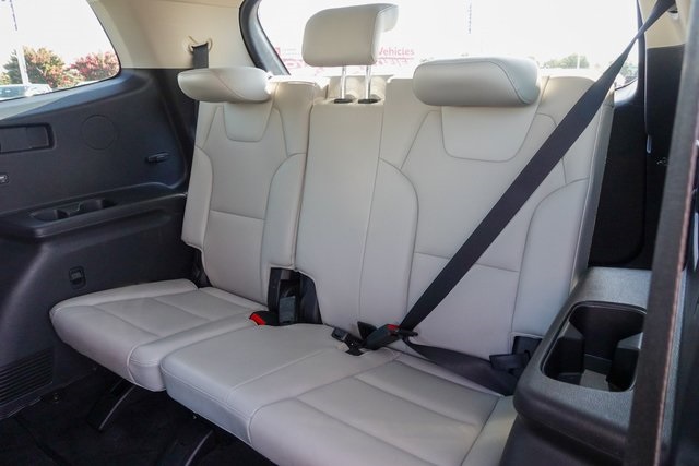 used 2022 Kia Telluride car, priced at $32,000