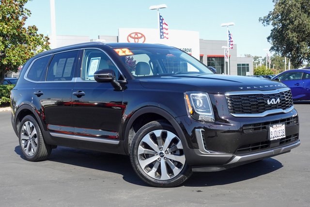 used 2022 Kia Telluride car, priced at $32,000