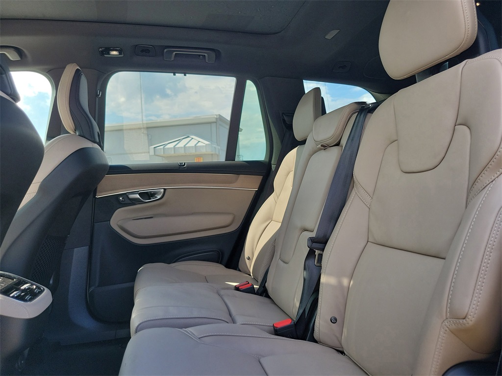 new 2026 Volvo XC90 car, priced at $71,655