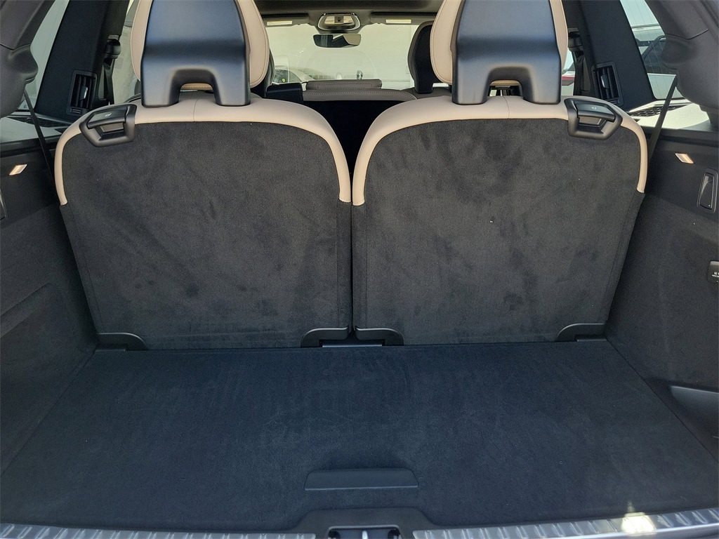 new 2026 Volvo XC90 car, priced at $71,655