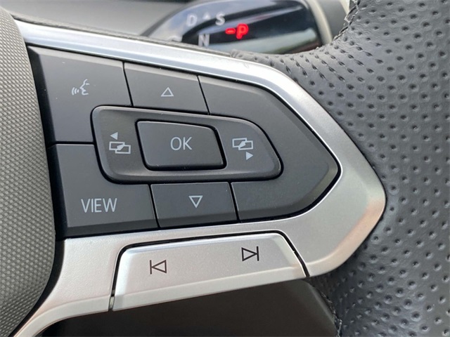 new 2025 Volkswagen Tiguan car, priced at $39,881