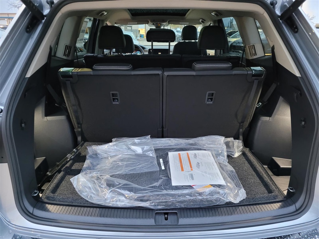 new 2026 Volkswagen Atlas car, priced at $42,673