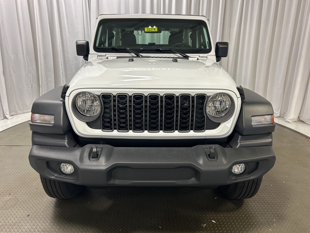 new 2026 Jeep Wrangler car, priced at $40,175