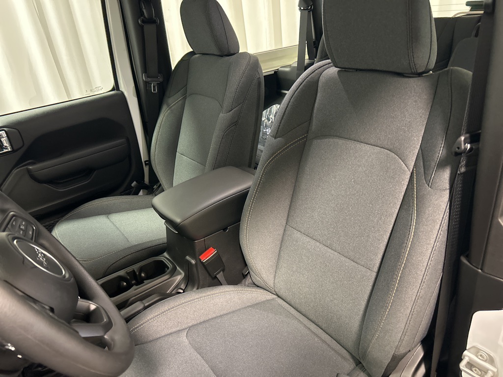 new 2026 Jeep Wrangler car, priced at $40,175