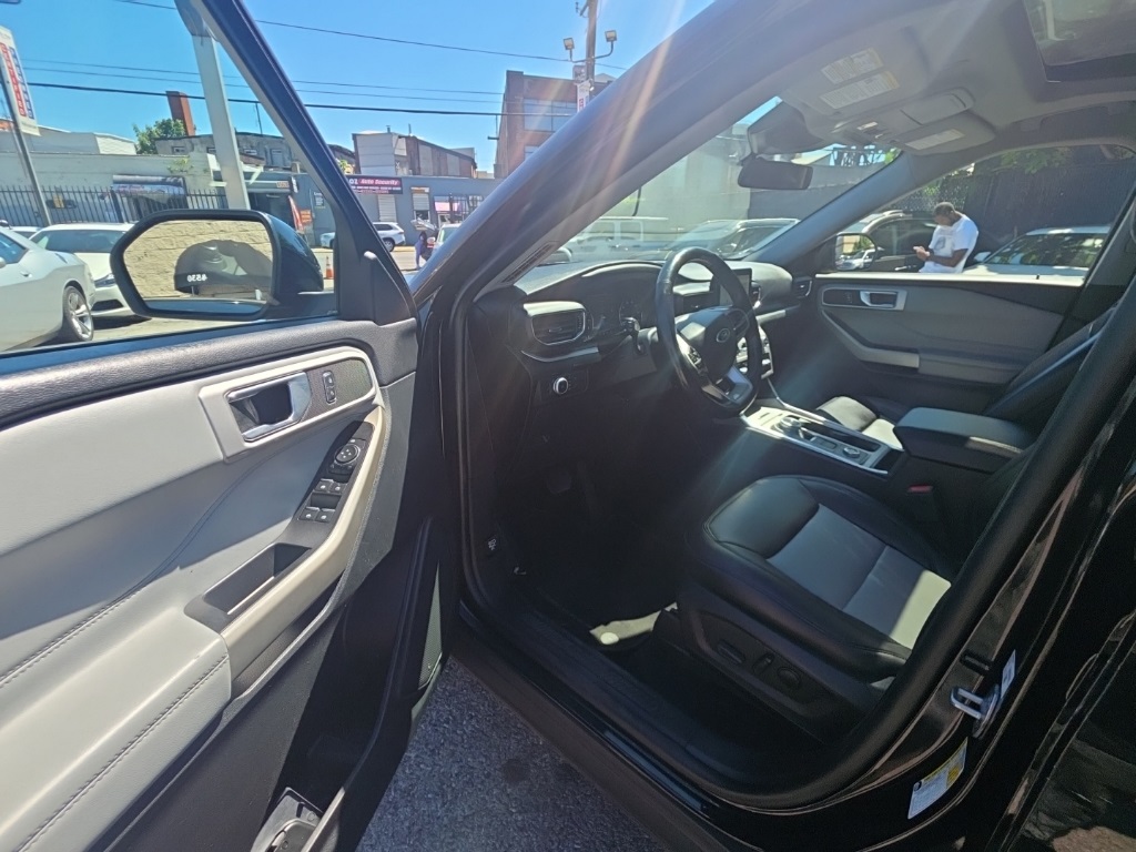 used 2022 Ford Explorer car, priced at $22,595