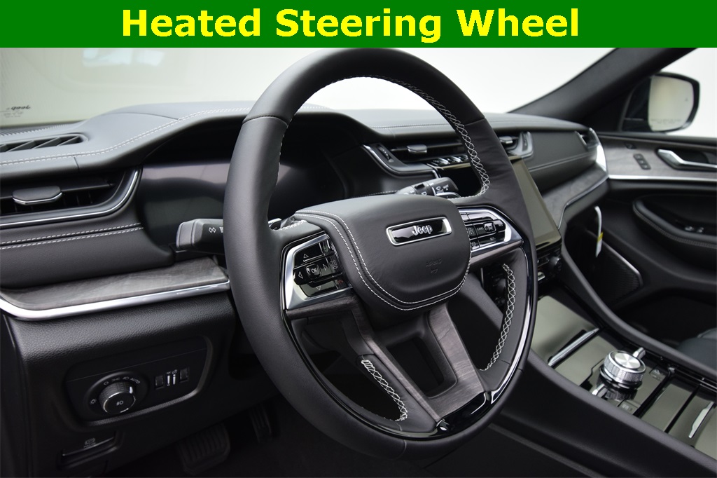 new 2025 Jeep Grand Cherokee car, priced at $57,354