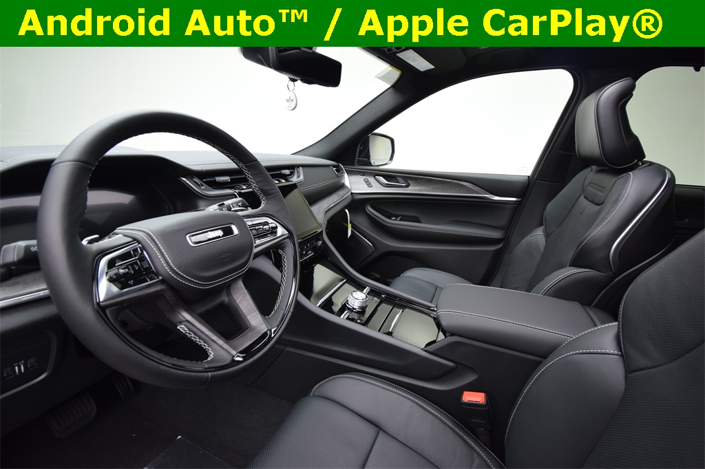new 2025 Jeep Grand Cherokee car, priced at $57,354