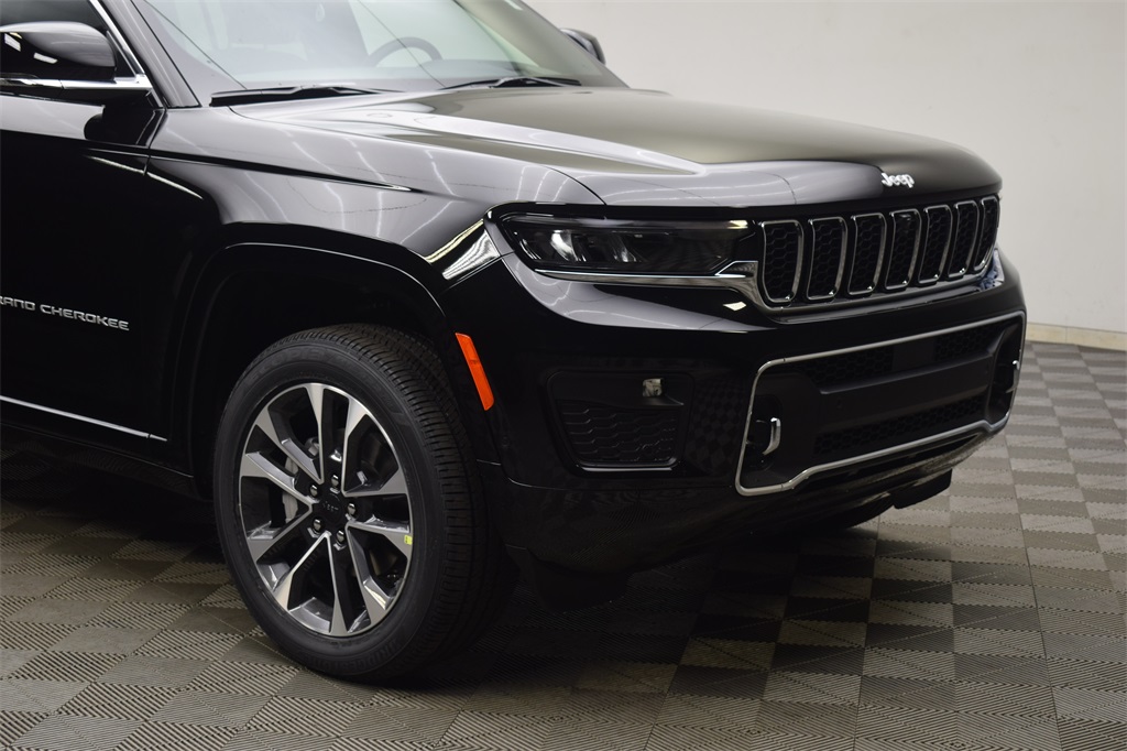 new 2025 Jeep Grand Cherokee car, priced at $57,354