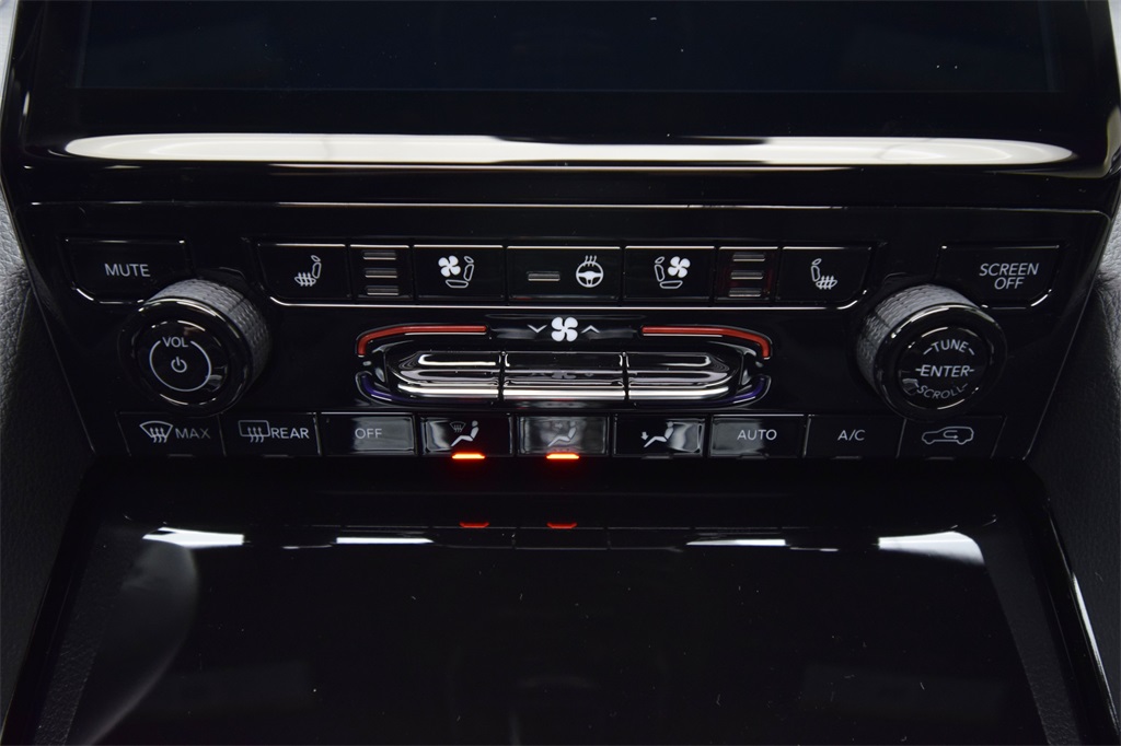 new 2025 Jeep Grand Cherokee car, priced at $57,354