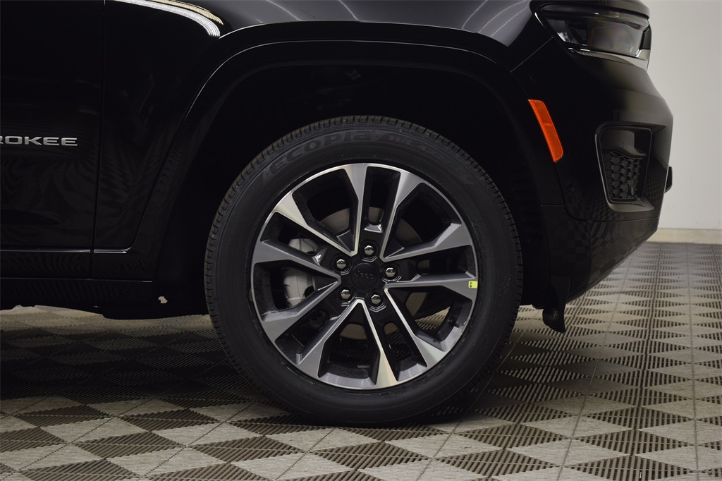 new 2025 Jeep Grand Cherokee car, priced at $57,354