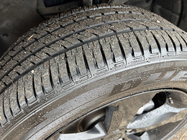 used 2024 Jeep Grand Cherokee car, priced at $35,906