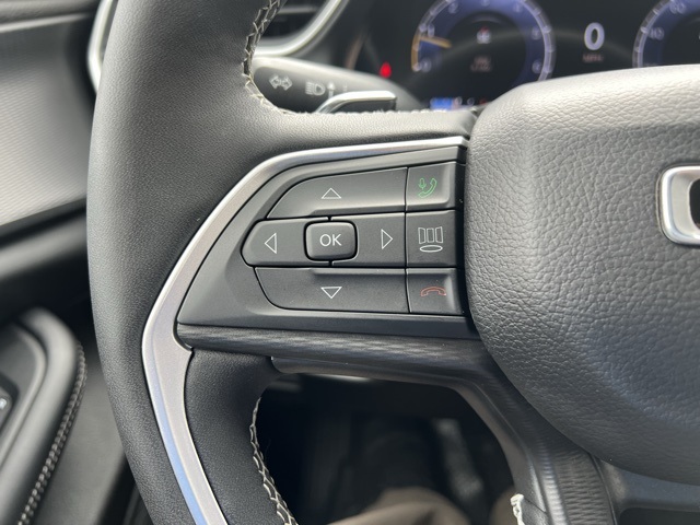 used 2024 Jeep Grand Cherokee car, priced at $35,906