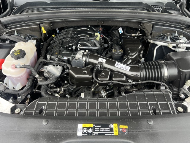 used 2024 Jeep Grand Cherokee car, priced at $35,906