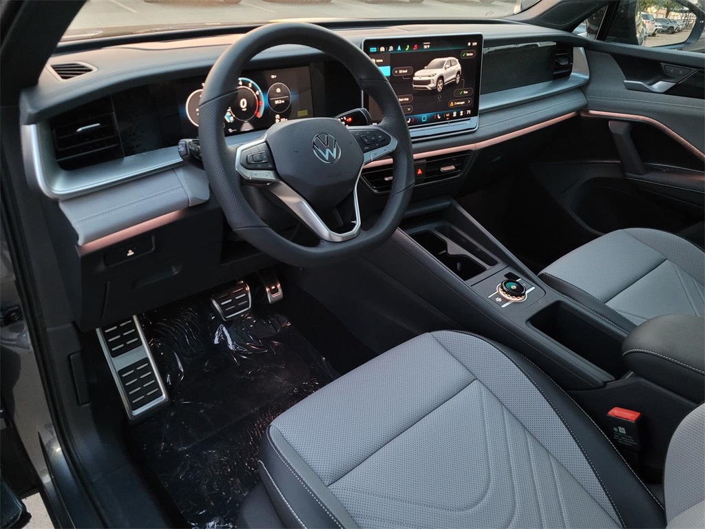 new 2025 Volkswagen Tiguan car, priced at $37,136