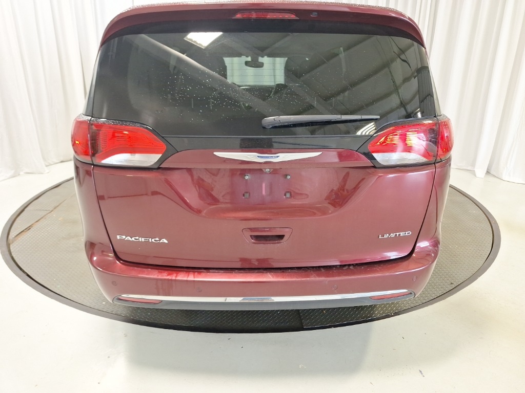 used 2018 Chrysler Pacifica car, priced at $13,994
