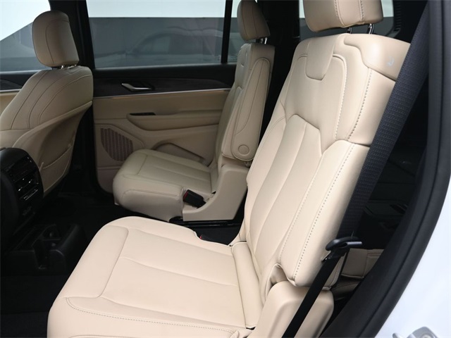 new 2025 Jeep Grand Cherokee L car, priced at $42,615