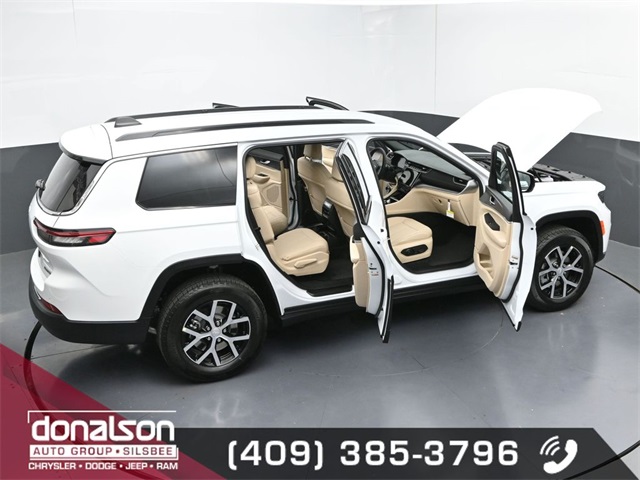 new 2025 Jeep Grand Cherokee L car, priced at $42,615