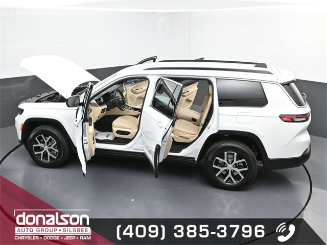 new 2025 Jeep Grand Cherokee L car, priced at $42,615