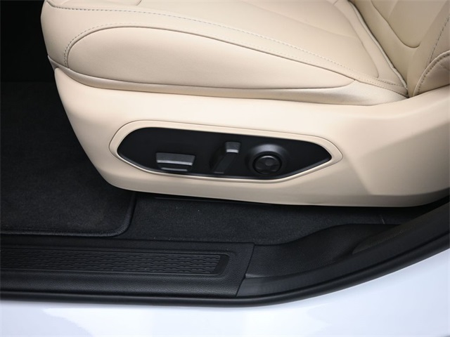 new 2025 Jeep Grand Cherokee L car, priced at $42,615