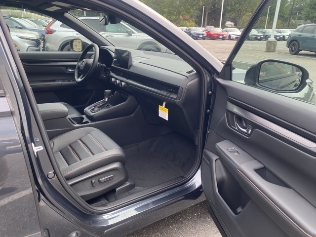 new 2026 Honda CR-V Hybrid car, priced at $39,591