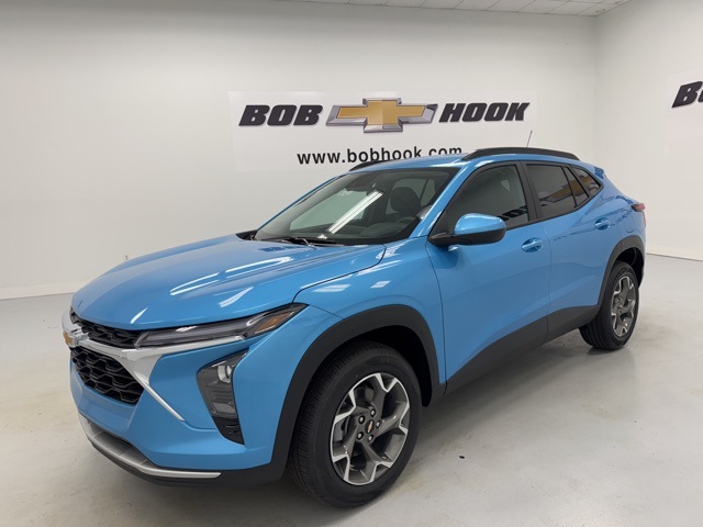new 2025 Chevrolet Trax car, priced at $24,490