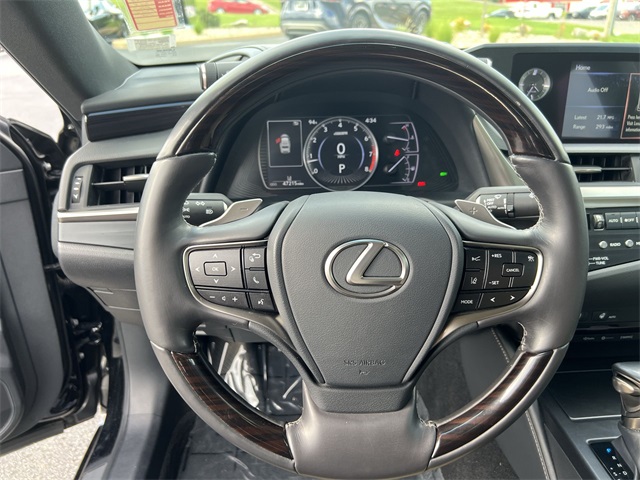 used 2019 Lexus ES car, priced at $30,940