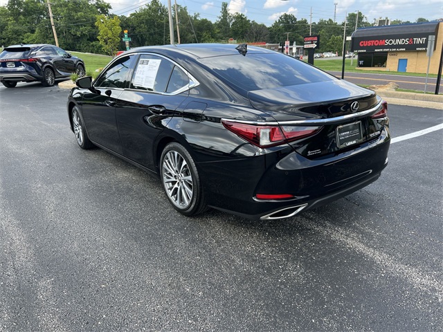 used 2019 Lexus ES car, priced at $30,940