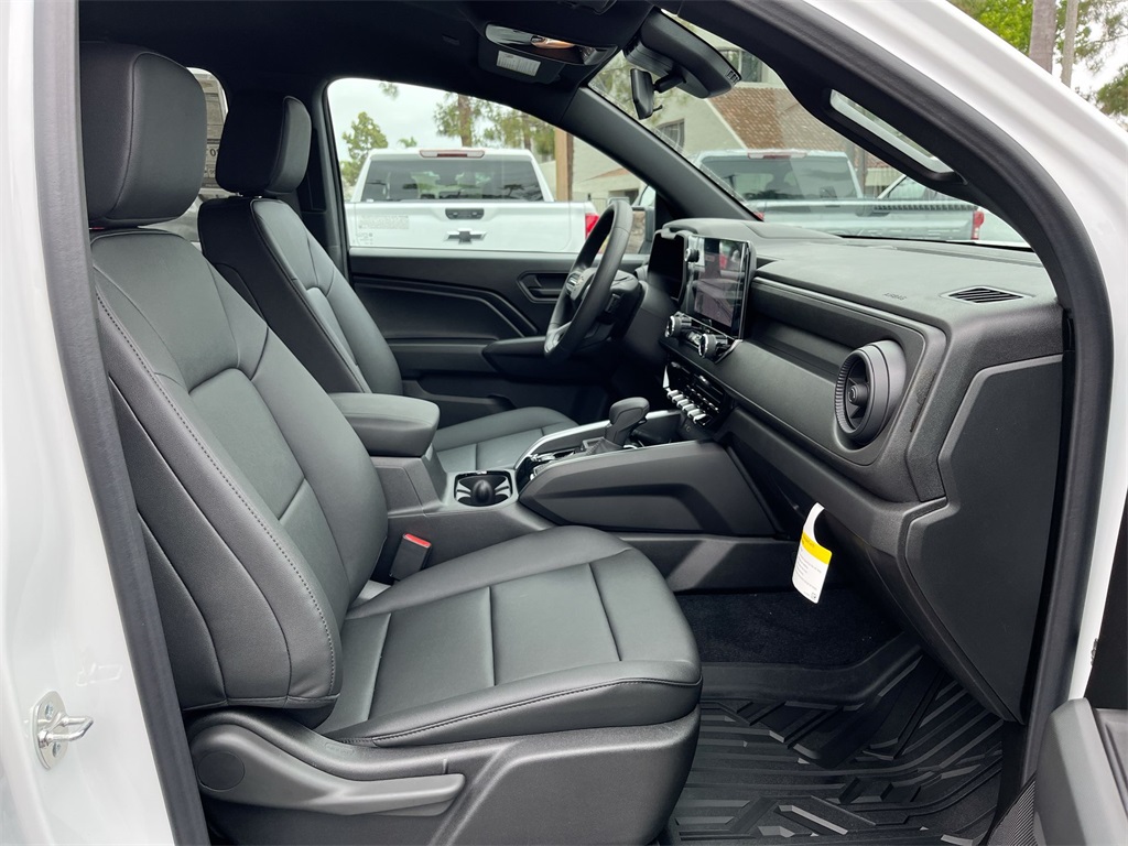 new 2025 Chevrolet Colorado car, priced at $32,851