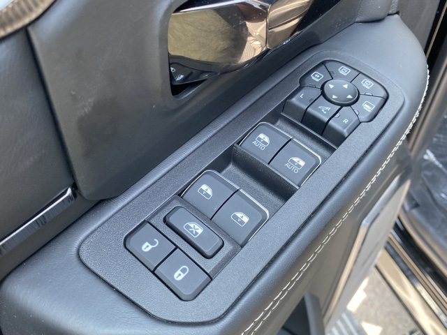 new 2025 Ram 2500 car, priced at $77,351