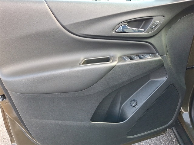 used 2023 Chevrolet Equinox car, priced at $24,550