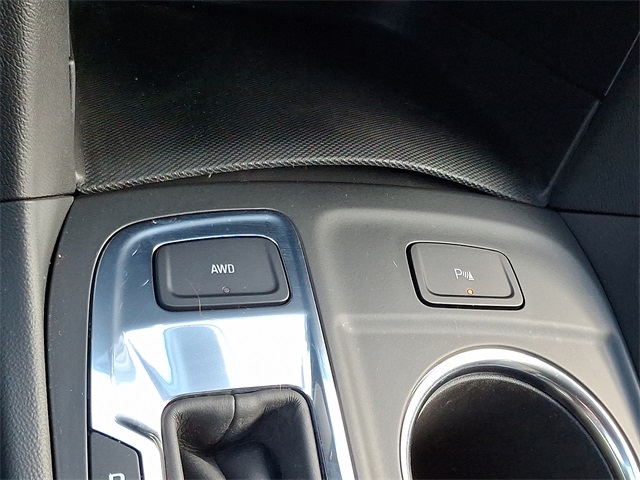 used 2023 Chevrolet Equinox car, priced at $24,550