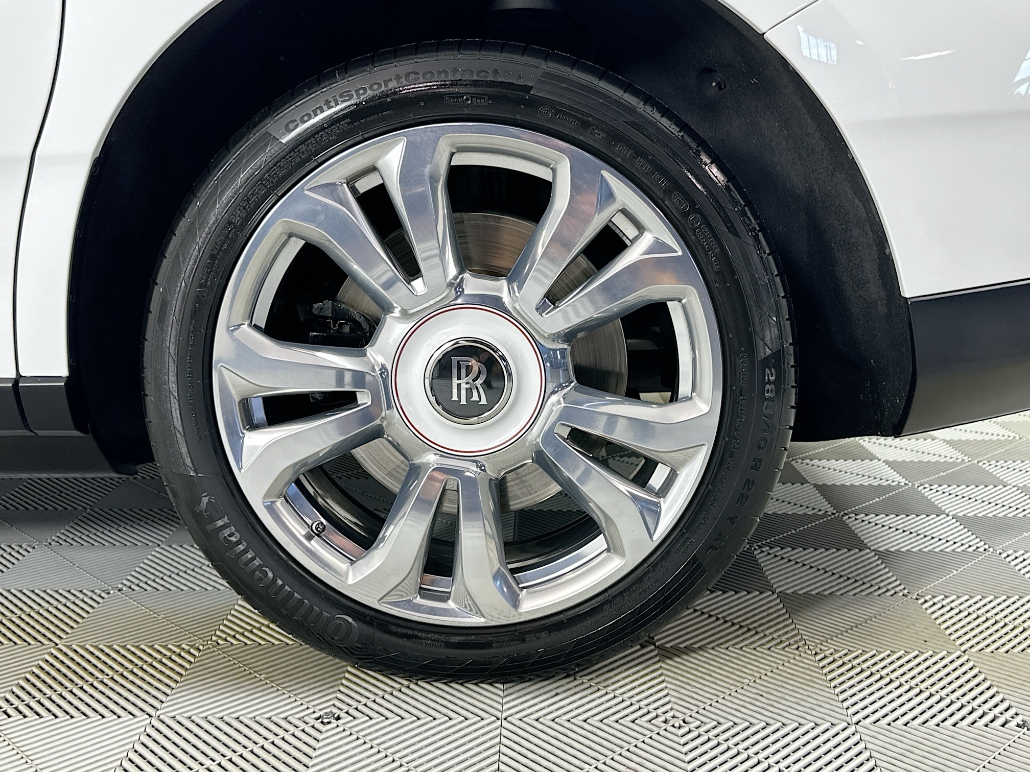 used 2022 Rolls-Royce Cullinan car, priced at $294,998