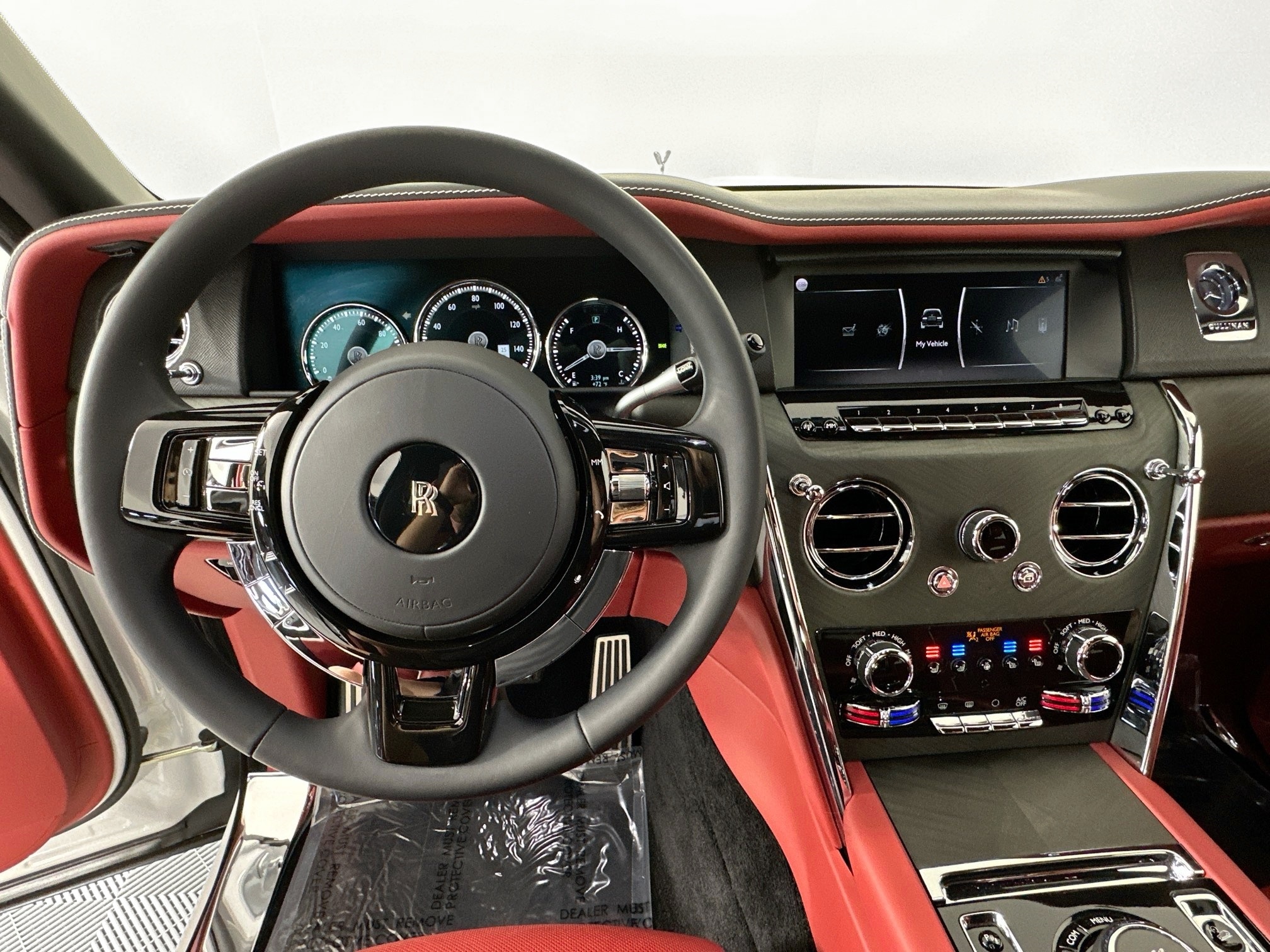 used 2022 Rolls-Royce Cullinan car, priced at $294,998