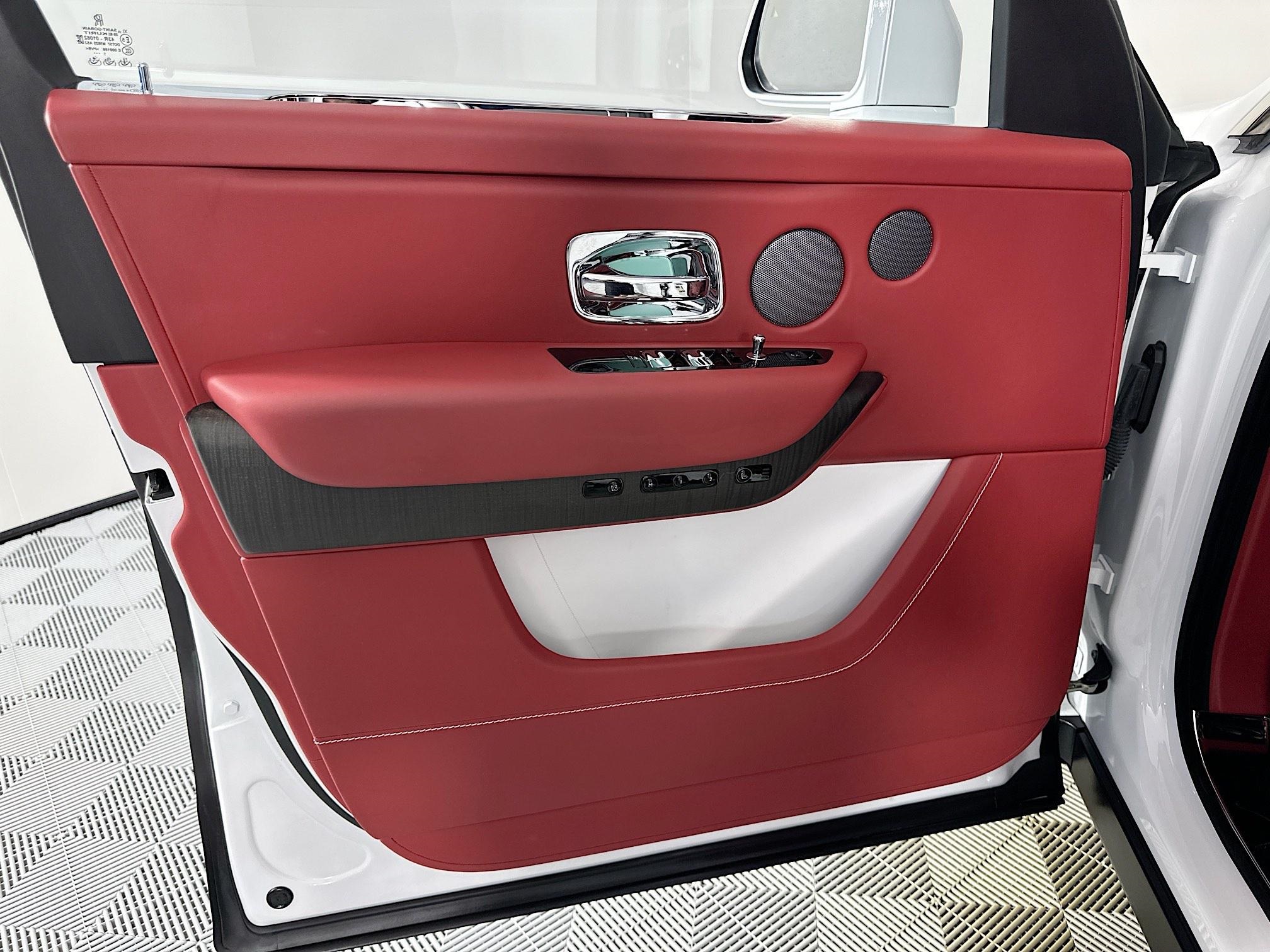 used 2022 Rolls-Royce Cullinan car, priced at $294,998