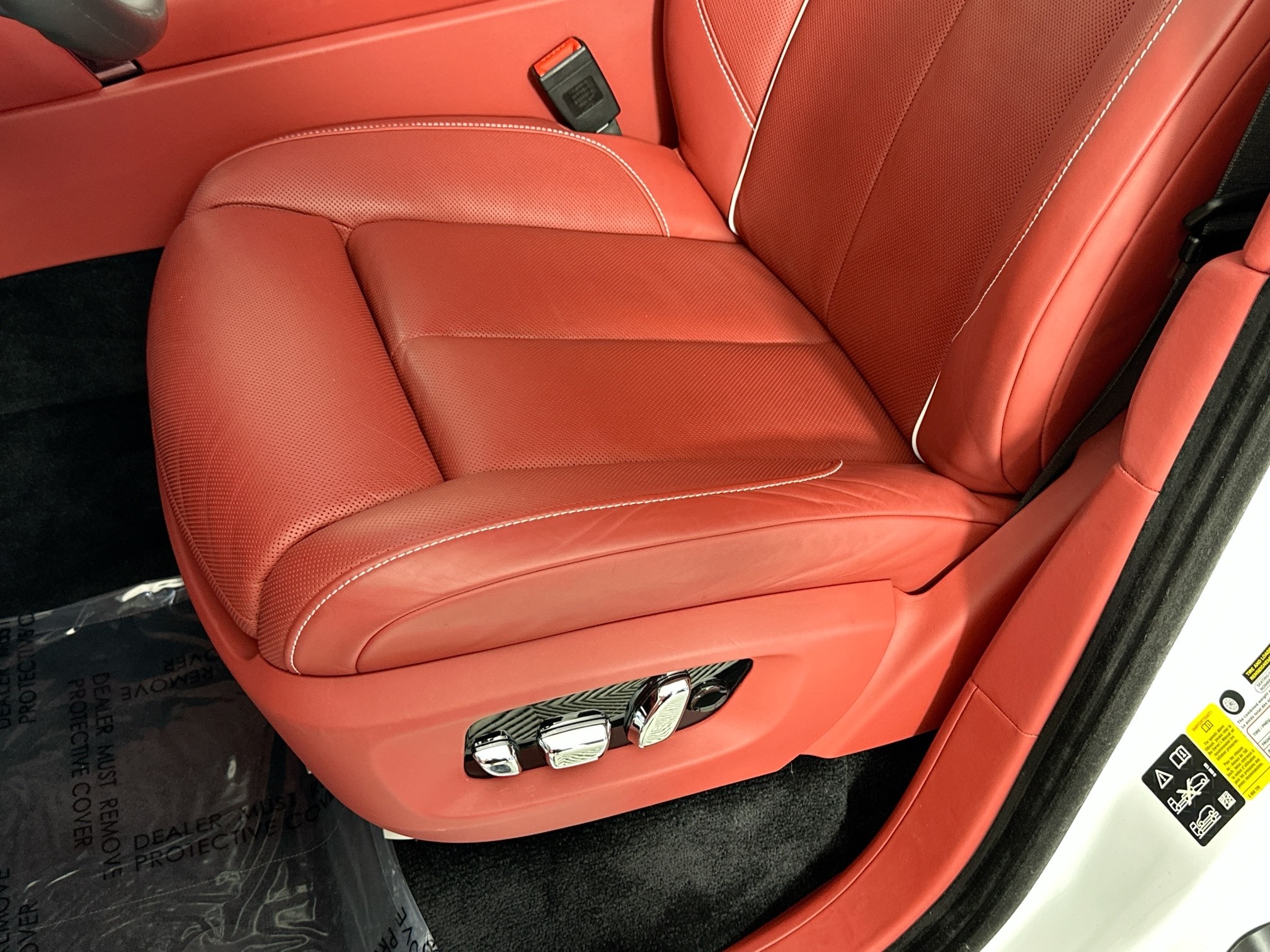 used 2022 Rolls-Royce Cullinan car, priced at $294,998