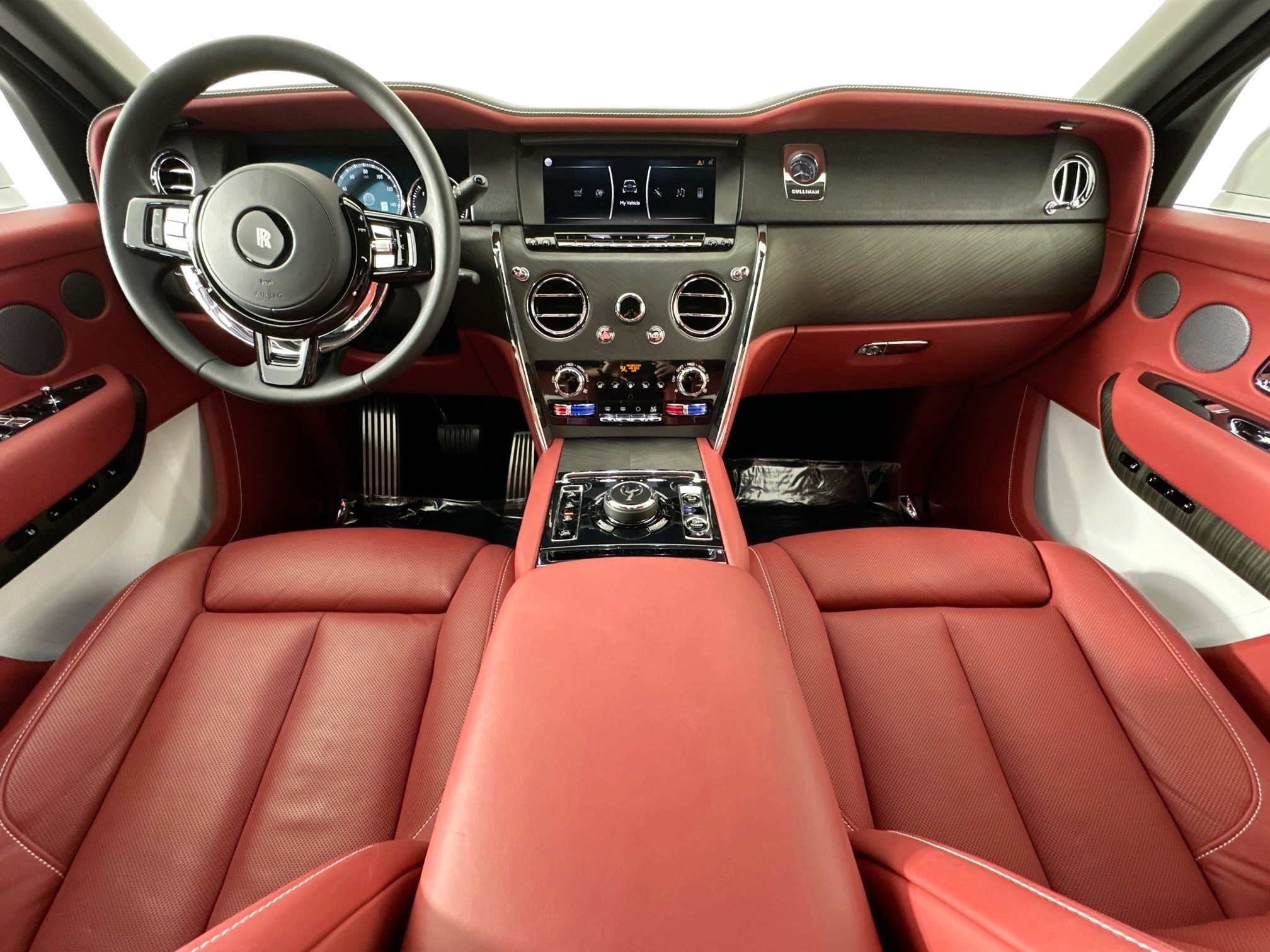 used 2022 Rolls-Royce Cullinan car, priced at $294,998