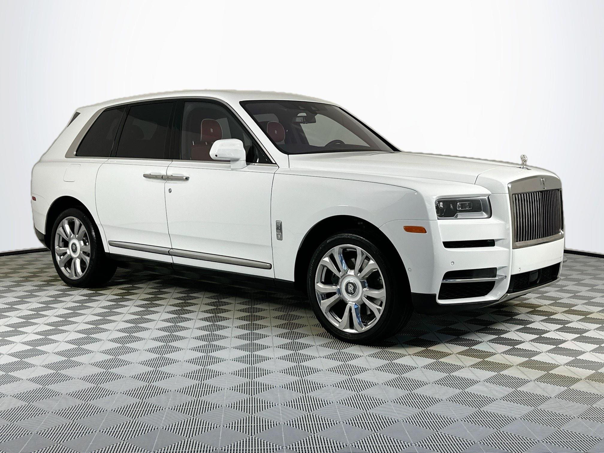 used 2022 Rolls-Royce Cullinan car, priced at $294,998