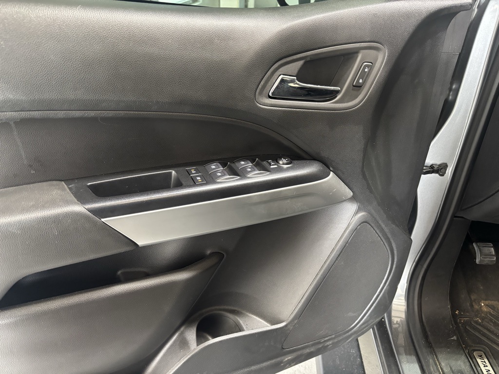 used 2022 Chevrolet Colorado car, priced at $24,987