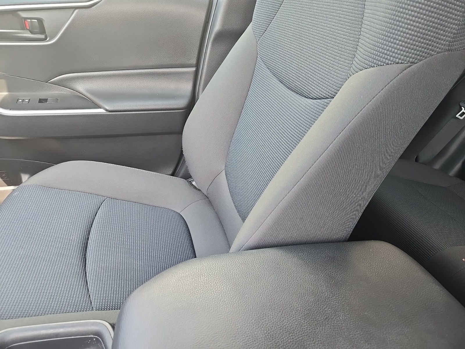 used 2021 Toyota RAV4 car, priced at $26,799