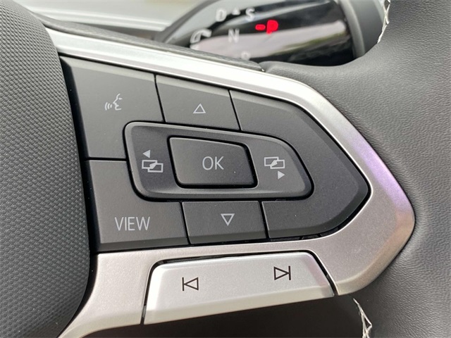 new 2025 Volkswagen Tiguan car, priced at $35,576