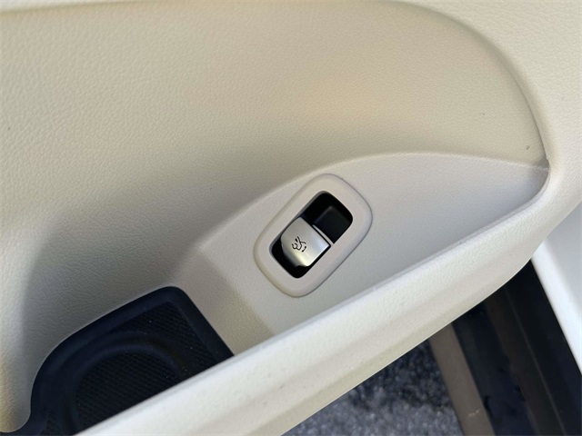 used 2024 Mercedes-Benz GLC car, priced at $43,991