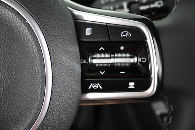 new 2025 Kia Sorento car, priced at $34,178