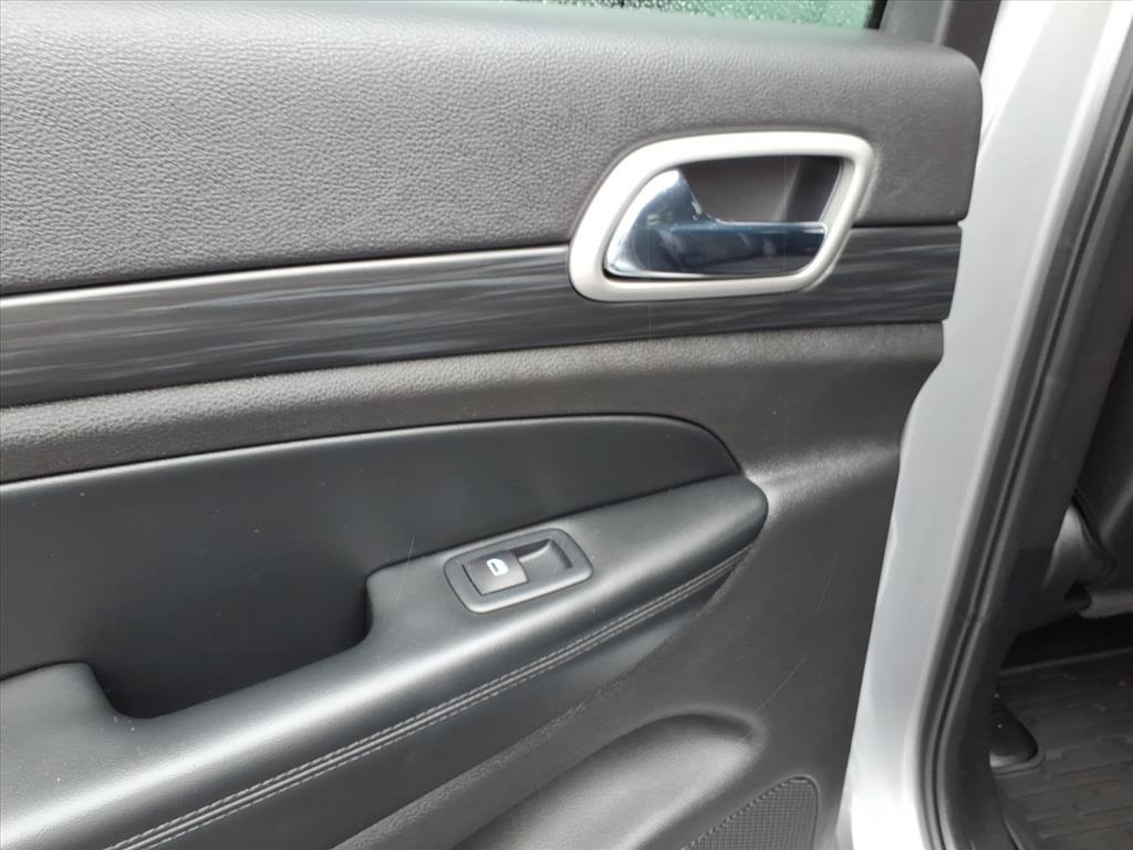 used 2020 Jeep Grand Cherokee car, priced at $19,900