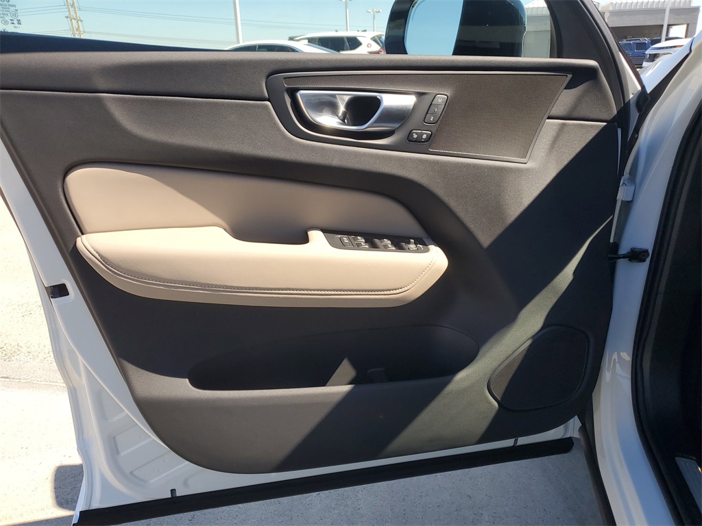 new 2026 Volvo XC60 car, priced at $55,475