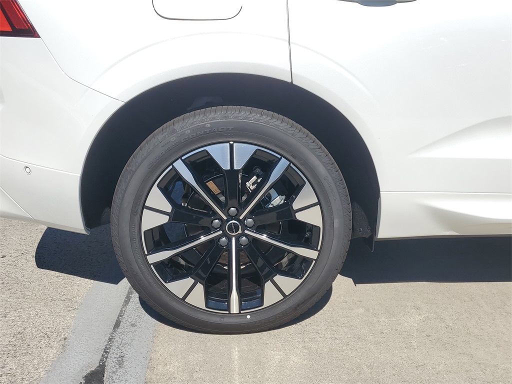 new 2026 Volvo XC60 car, priced at $55,475