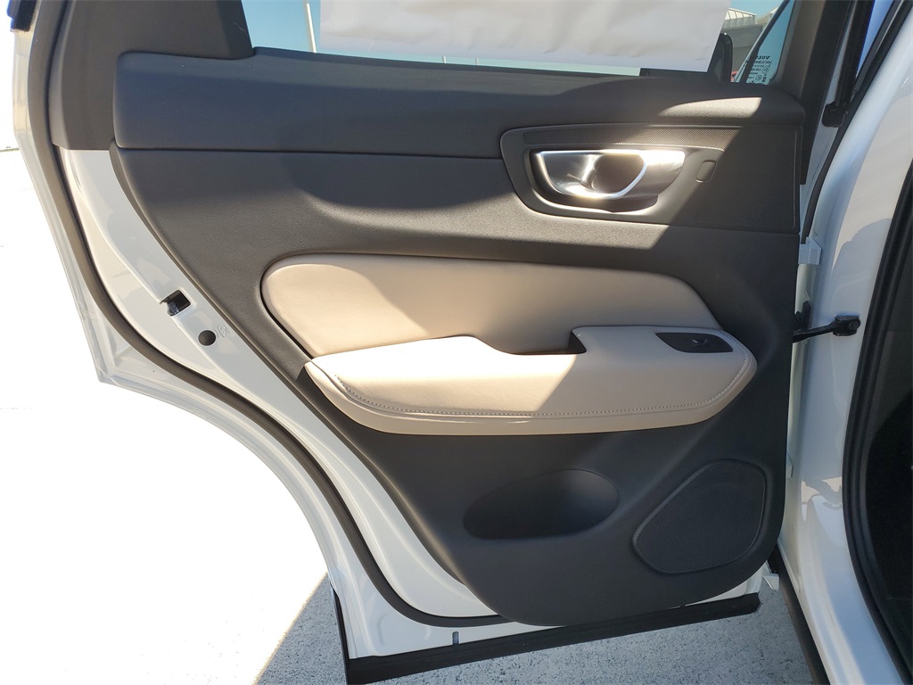 new 2026 Volvo XC60 car, priced at $55,475