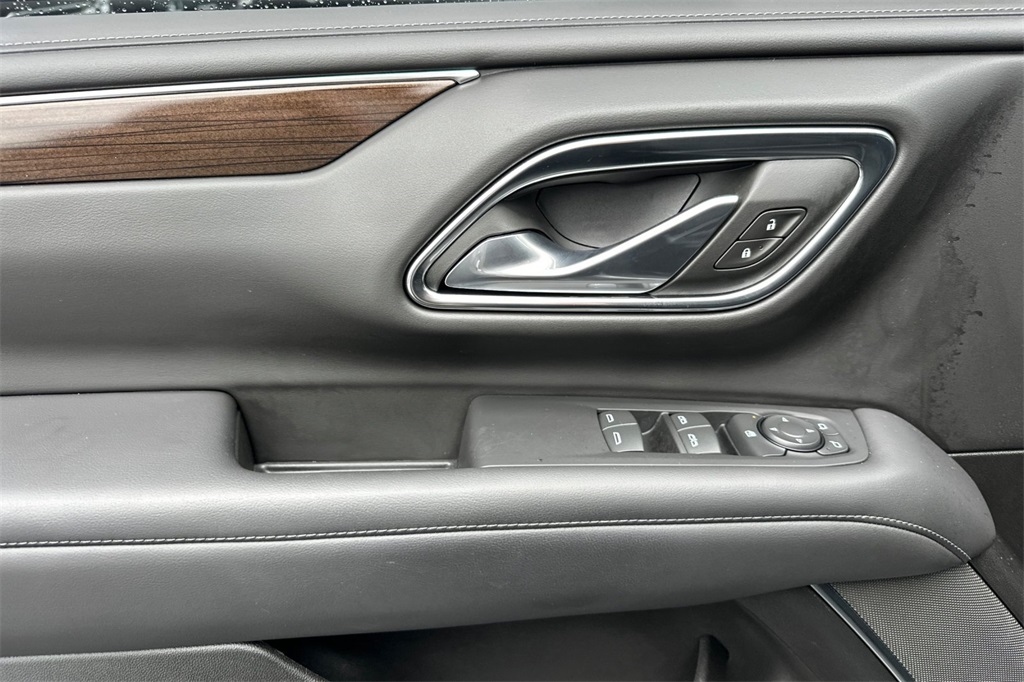 used 2024 GMC Yukon car, priced at $56,904