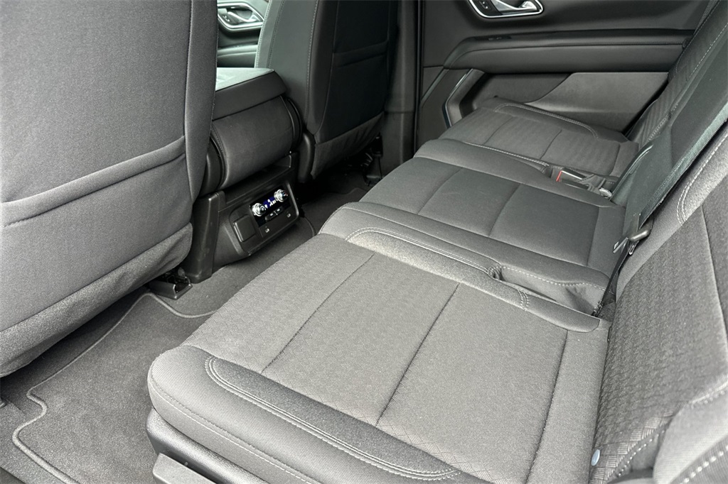 used 2024 GMC Yukon car, priced at $56,904